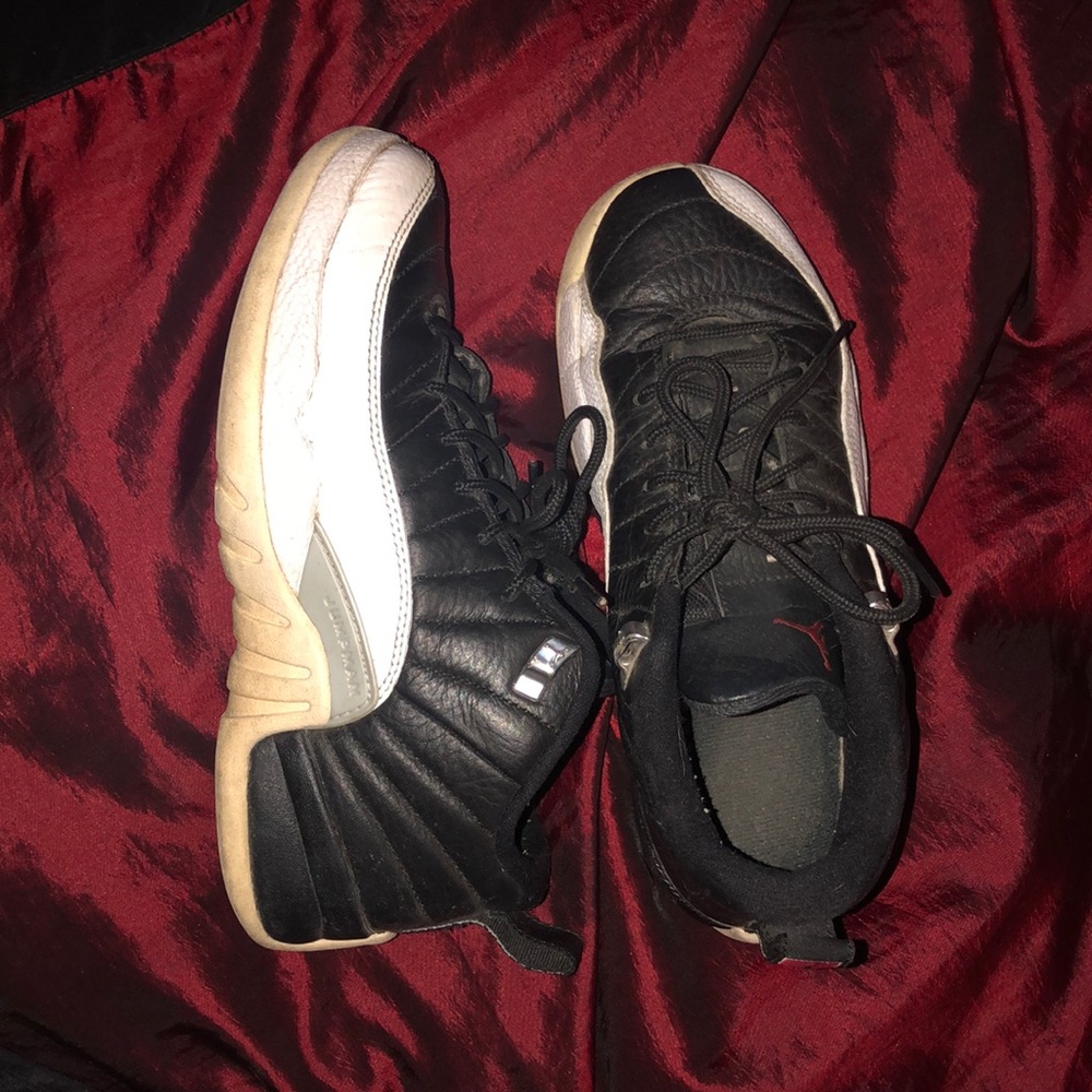 JORDAN retro 12
